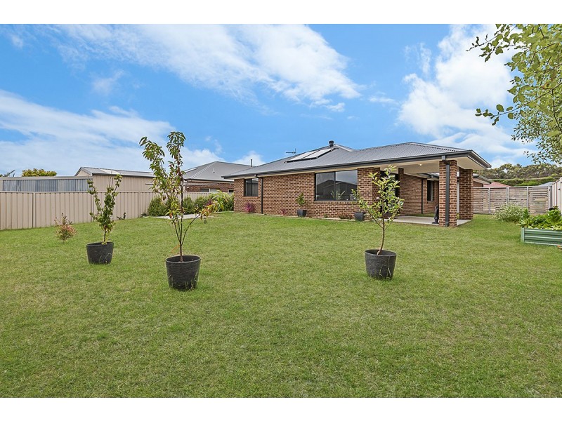 27 Coastal Court, Portland VIC 3305
