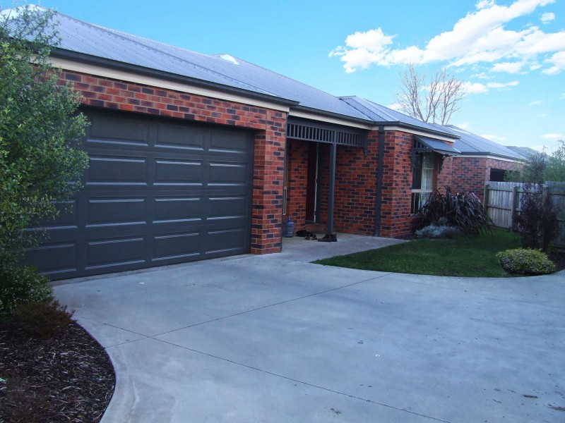 2/7 Sheville Court, Portland VIC 3305