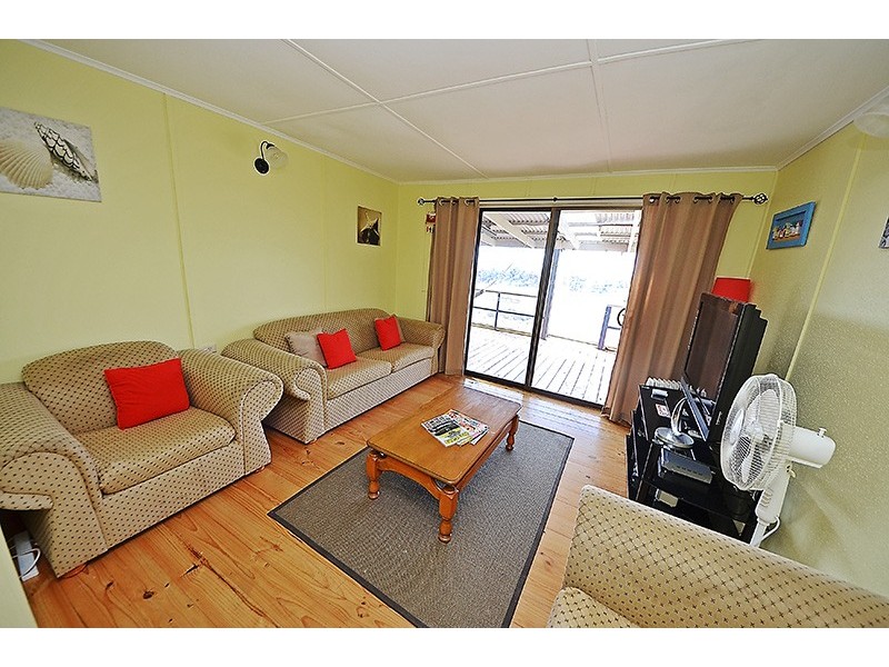 17 Beach Road, Portland VIC 3305