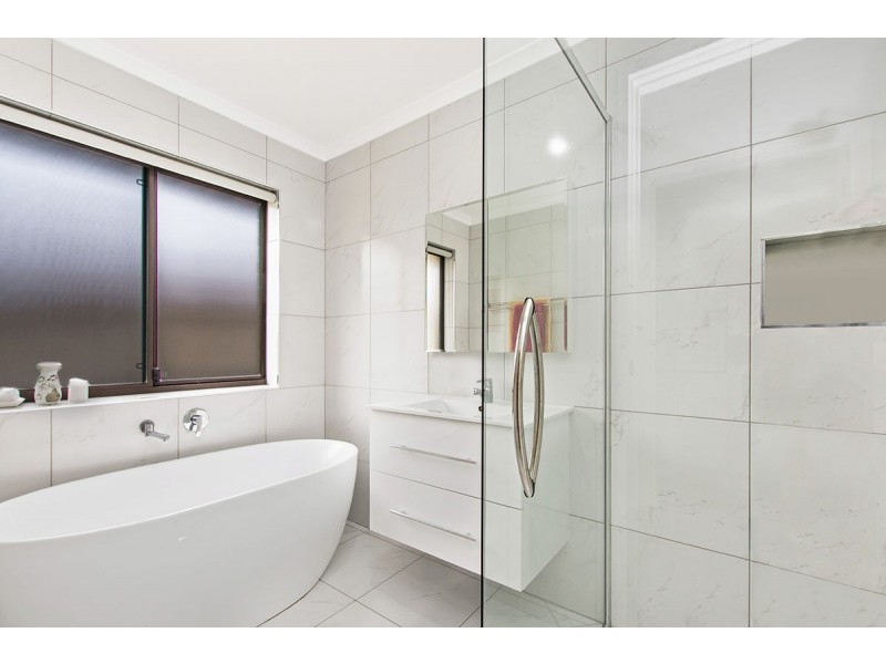 13 Shirva Crescent, Portland VIC 3305