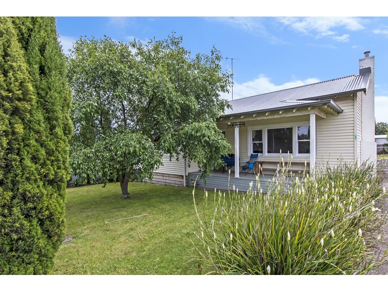 16 Otway Street, Portland VIC 3305