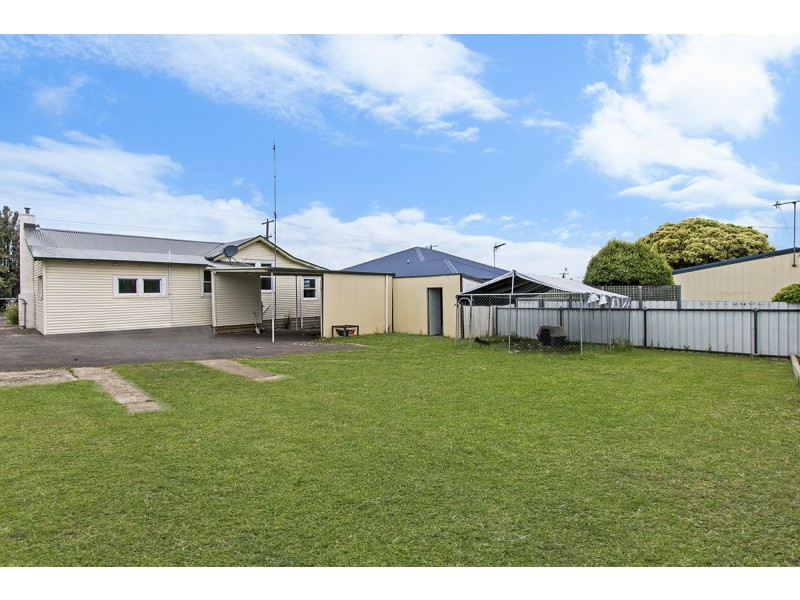 16 Otway Street, Portland VIC 3305