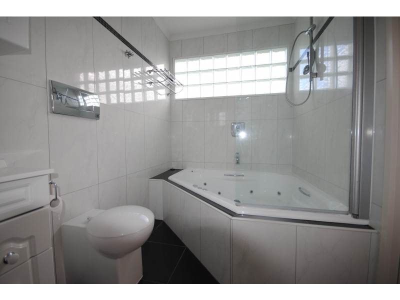 305 Henty Highway, Portland VIC 3305