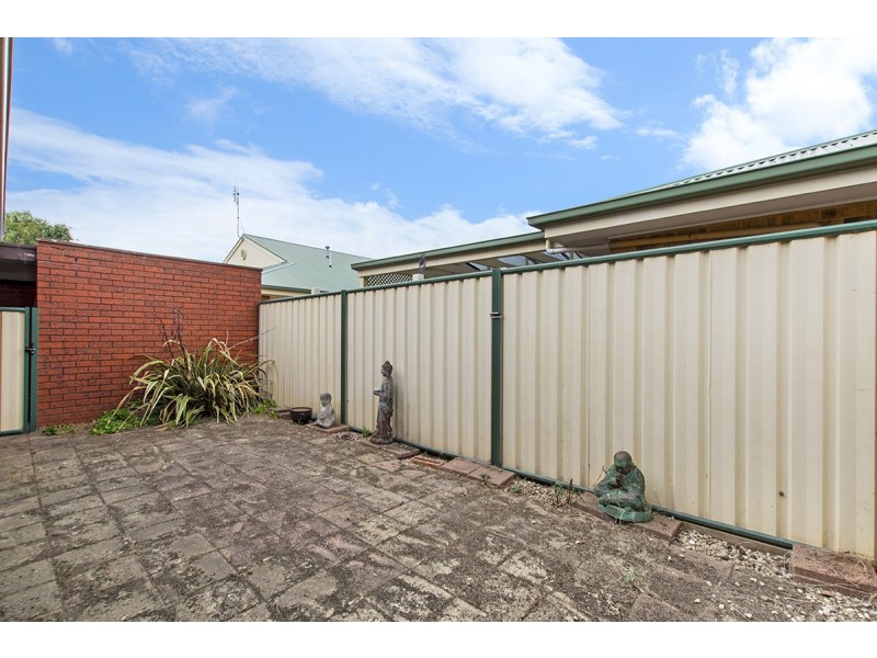2/10 Milbanke Street, Portland VIC 3305