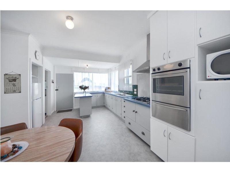 32 Cape Nelson Road, Portland VIC 3305