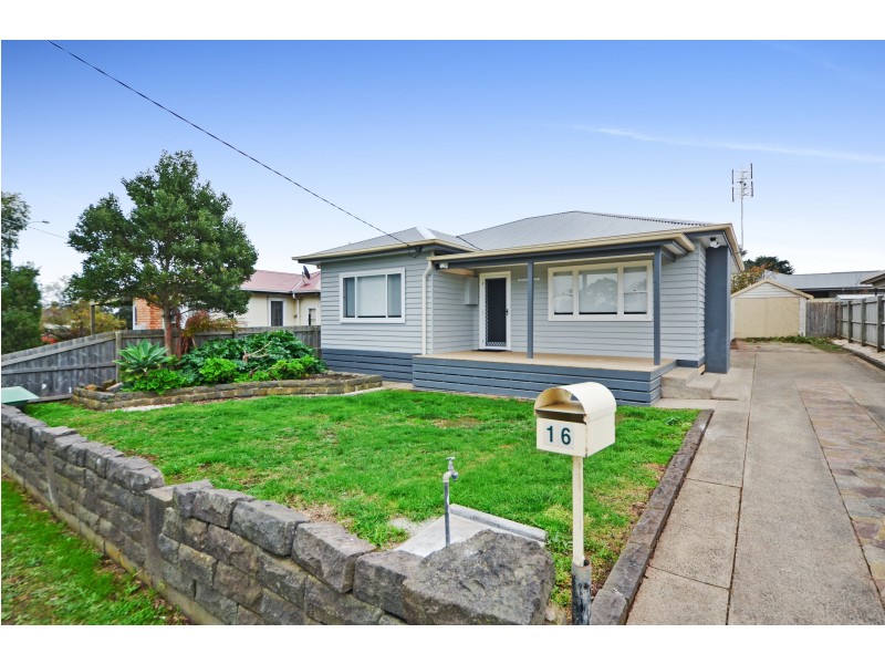 16 Learmonth Street, Portland VIC 3305