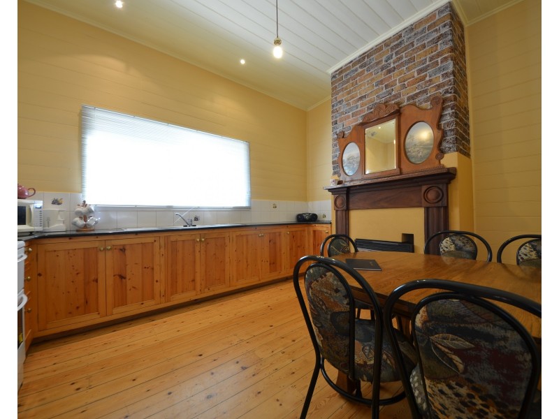 41 Henty Street, Portland VIC 3305