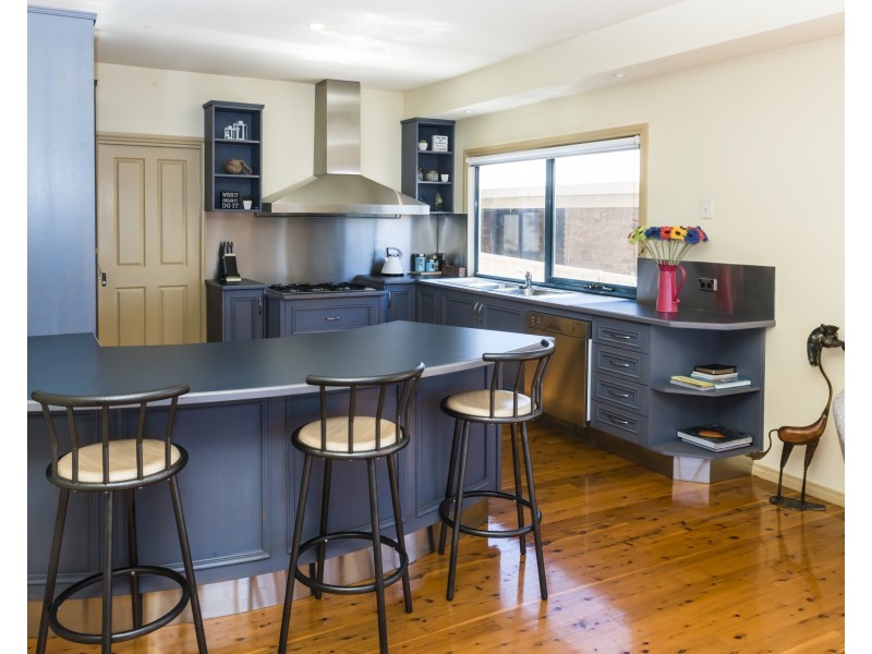 3 King George Parade, Portland VIC 3305