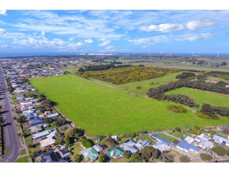 1, 2 & 3 Edgar Street, Portland VIC 3305