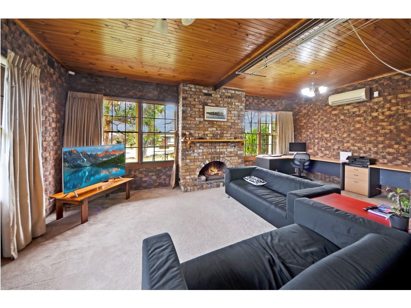21 Tamora Crescent, Portland VIC 3305