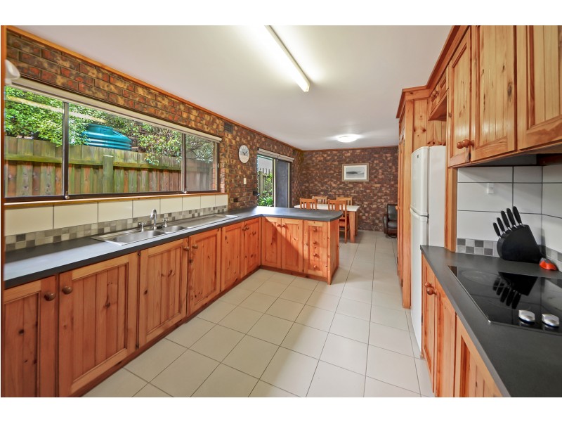 21 Tamora Crescent, Portland VIC 3305