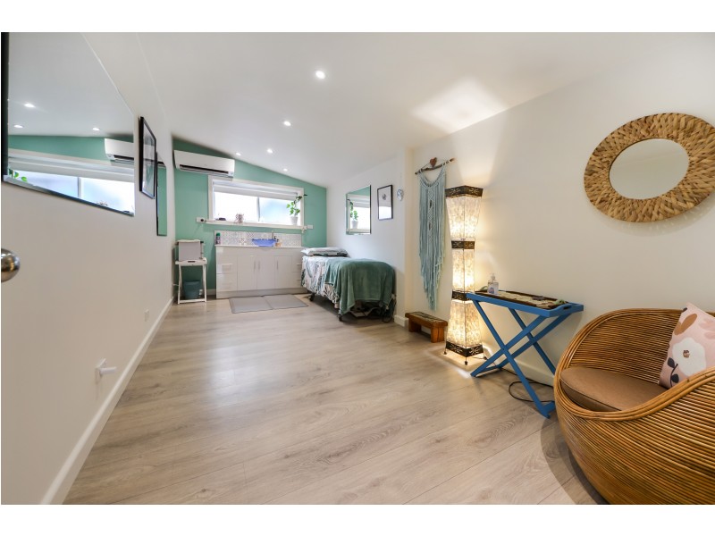 41 Avonmore Avenue, Portland VIC 3305