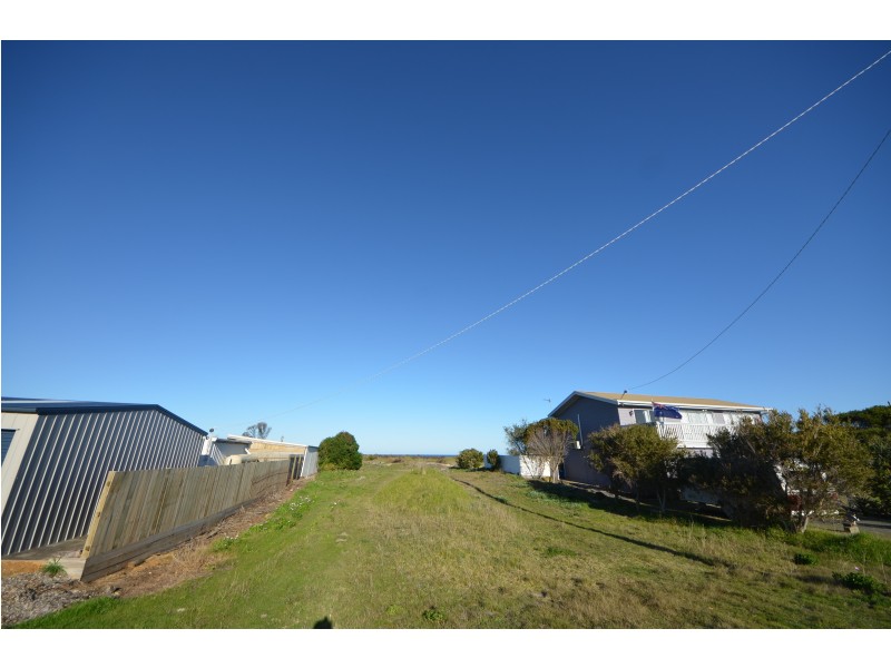 1/446 Dutton Way, Dutton Way VIC 3305