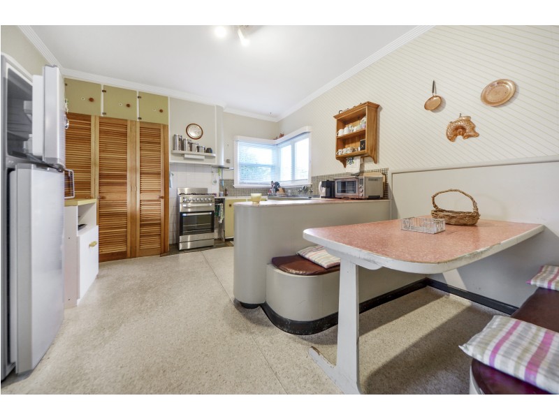 31 Waterford Avenue, Portland VIC 3305