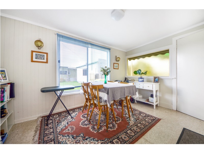 31 Waterford Avenue, Portland VIC 3305