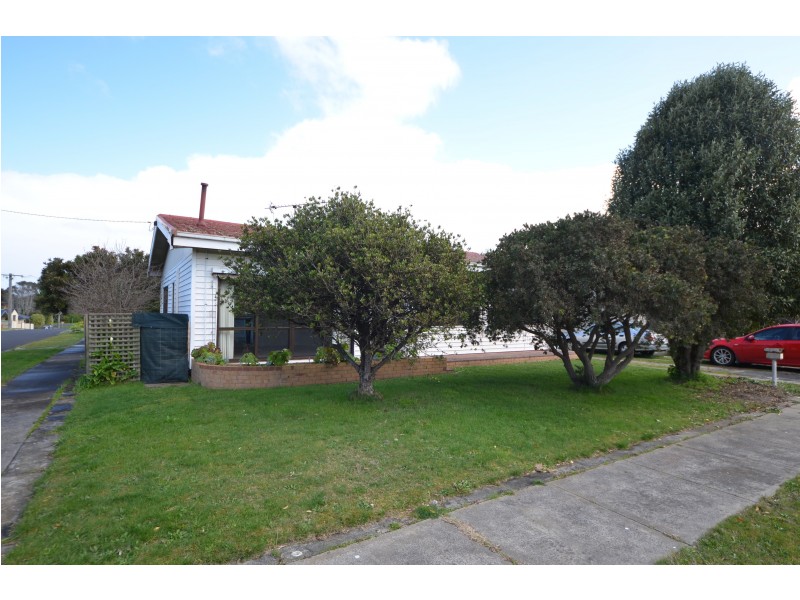 13 Flinders Street, Portland VIC 3305