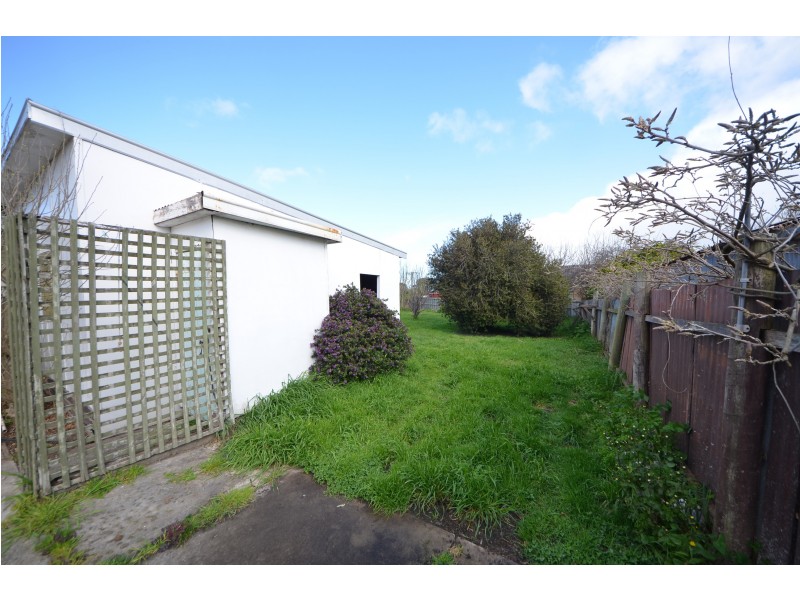 13 Flinders Street, Portland VIC 3305