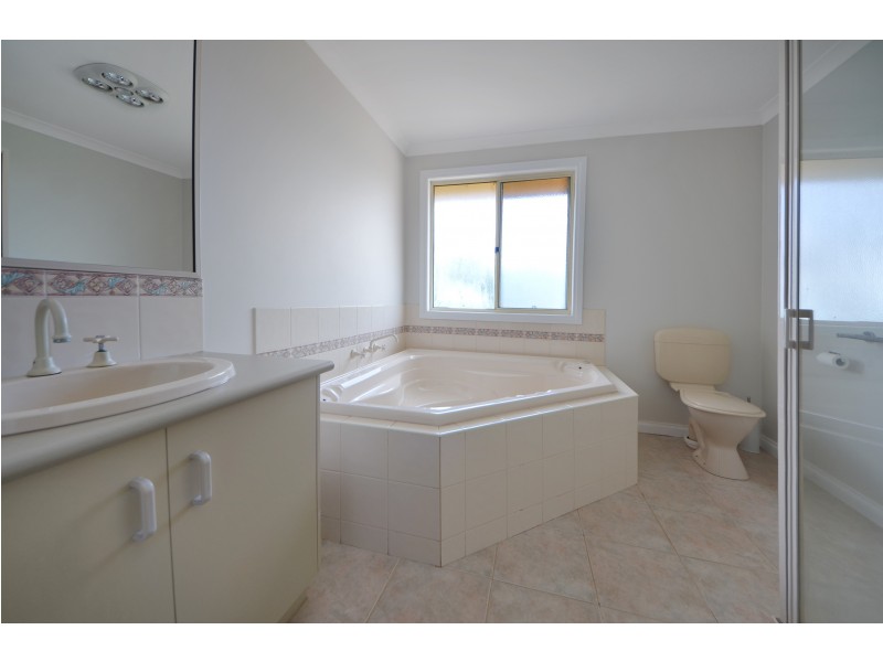 8-10 Macleod Street, Portland VIC 3305