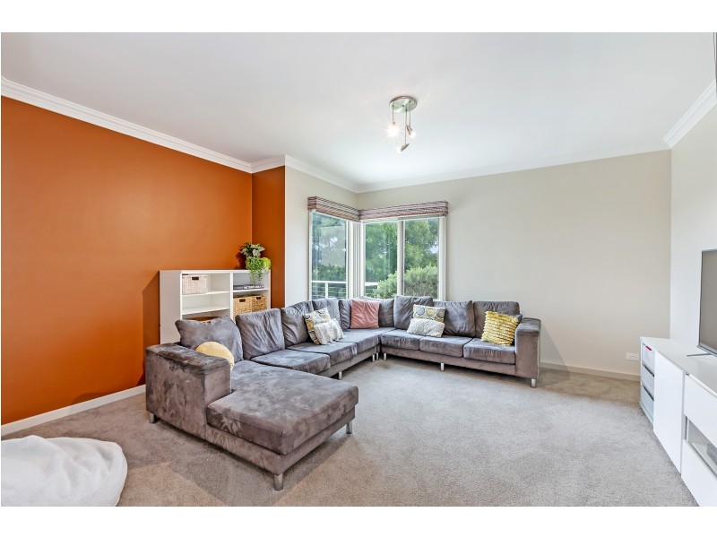 8 Laguna Court, Portland VIC 3305