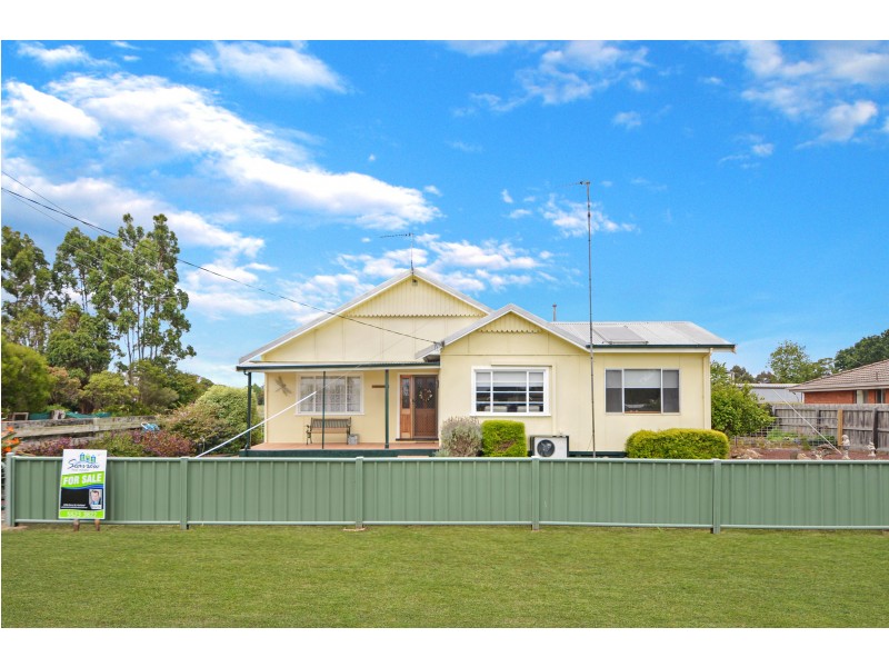12 Dye Street, Heywood VIC 3304