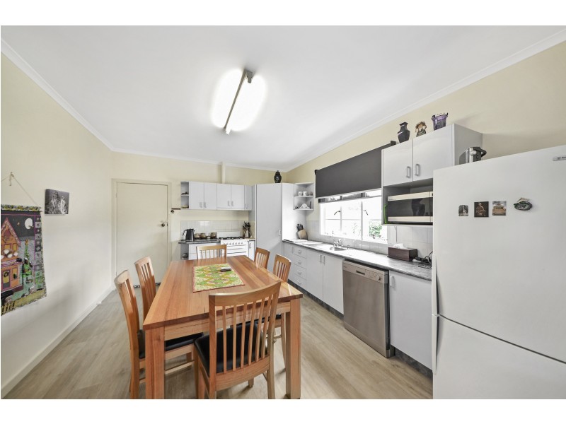 12 Dye Street, Heywood VIC 3304