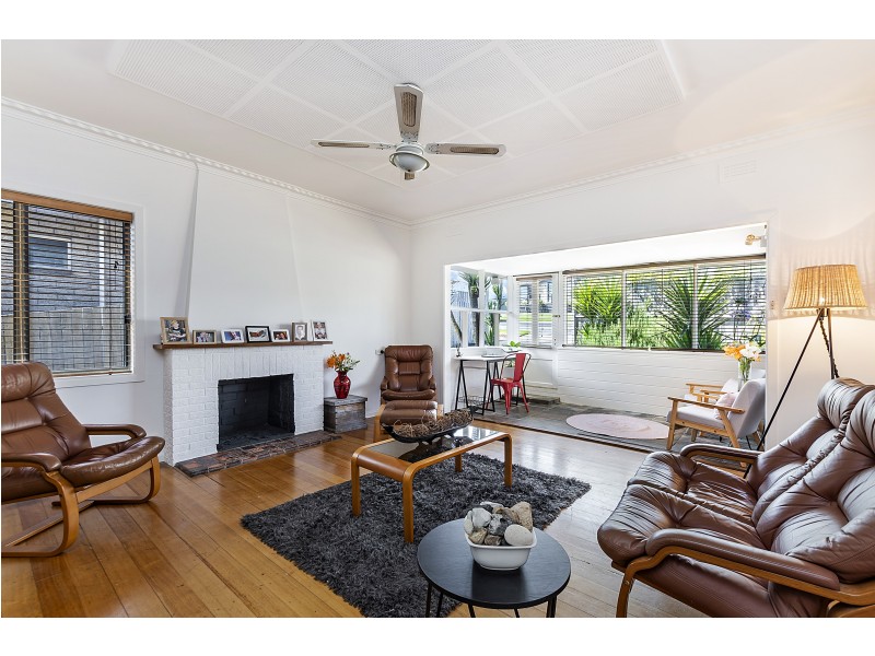 8 Calvert Street, Portland VIC 3305