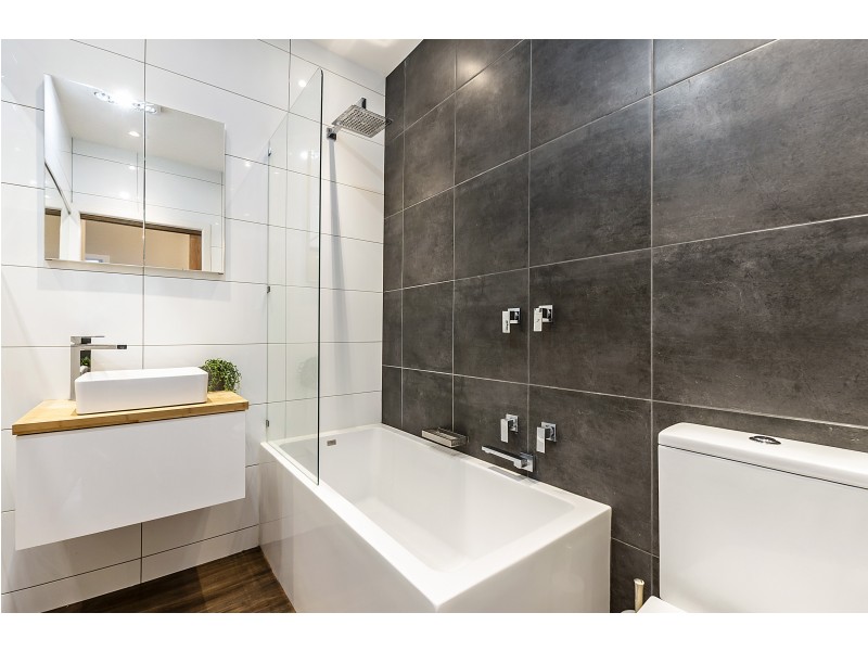 8 Calvert Street, Portland VIC 3305