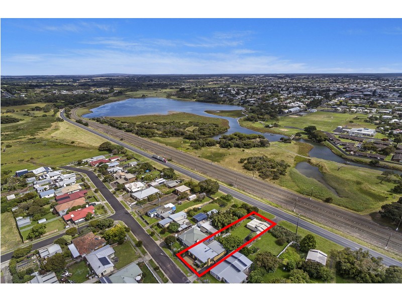 8 Calvert Street, Portland VIC 3305