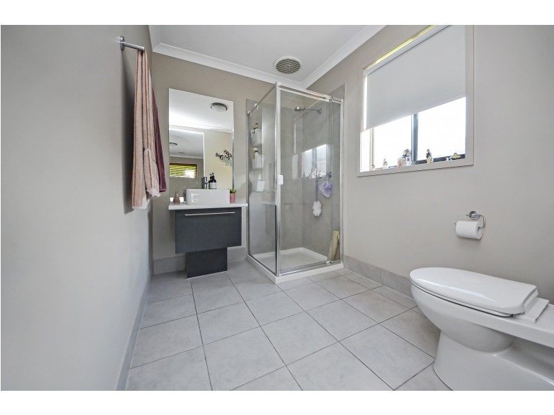 5 Victory Court, Portland VIC 3305