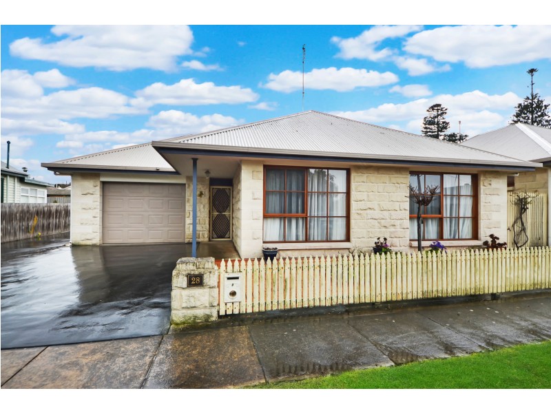 28 Glenelg Street, Portland VIC 3305