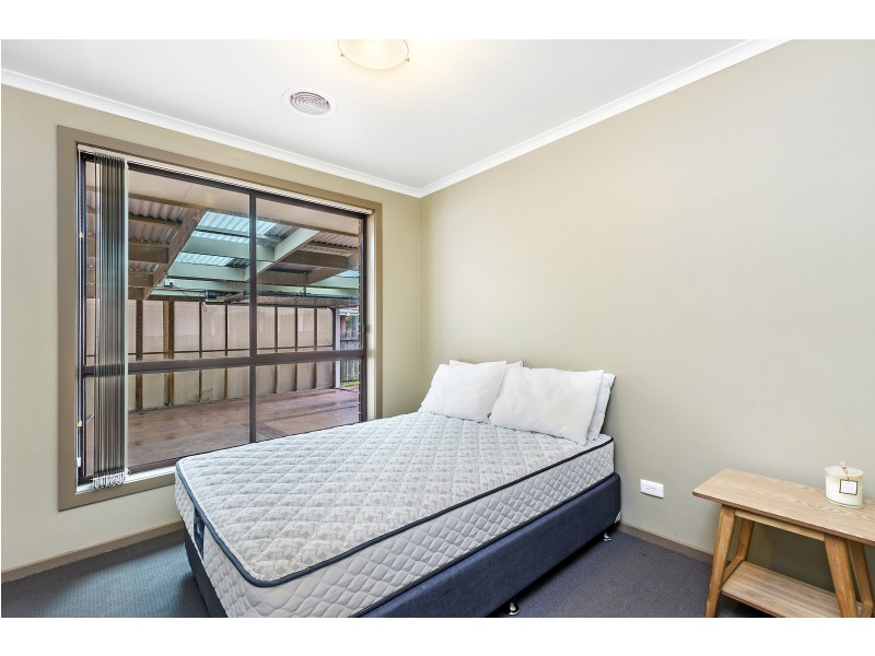 18 Karinya Crescent, Portland VIC 3305