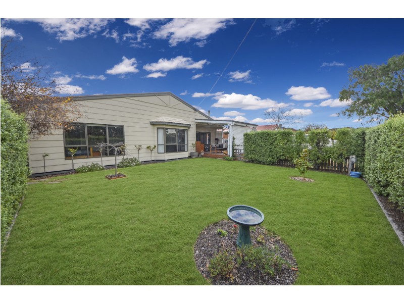 37 Waterford Avenue, Portland VIC 3305