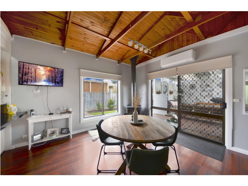 37 Waterford Avenue, Portland VIC 3305