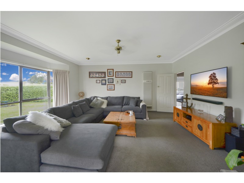 37 Waterford Avenue, Portland VIC 3305