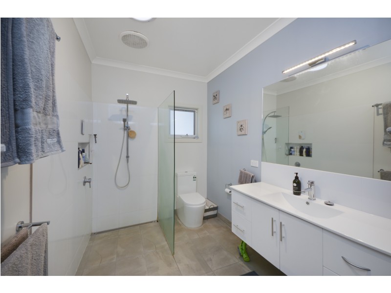 37 Waterford Avenue, Portland VIC 3305