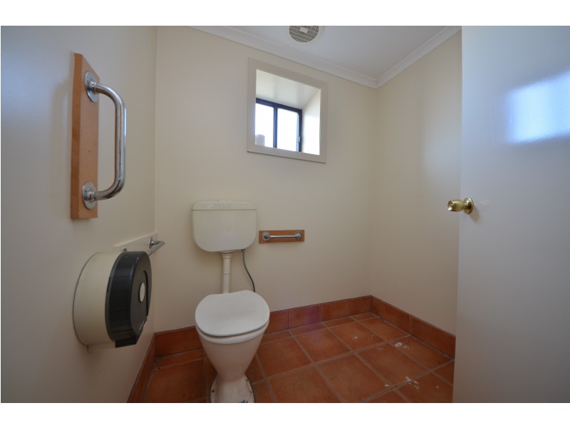 8 Kunara Crescent, Portland VIC 3305