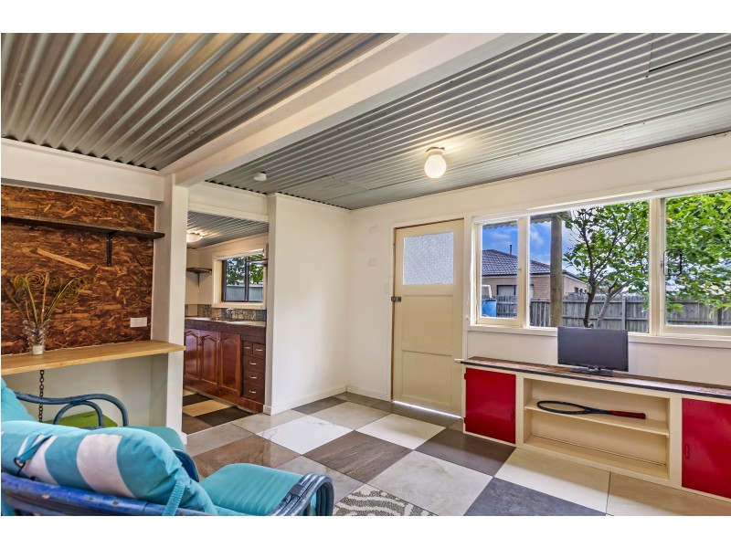 24 Learmonth Street, Portland VIC 3305