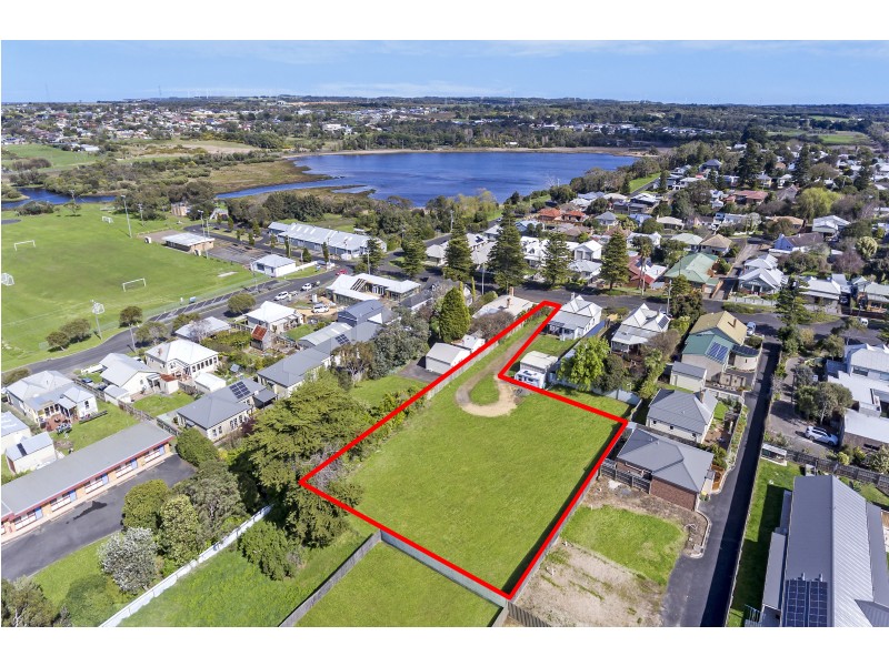 8a Percy Street, Portland VIC 3305