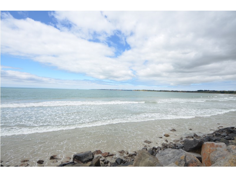 270 Dutton Way, Portland VIC 3305