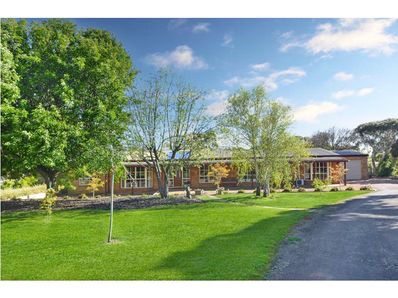 20 Burvilles Road, Portland VIC 3305