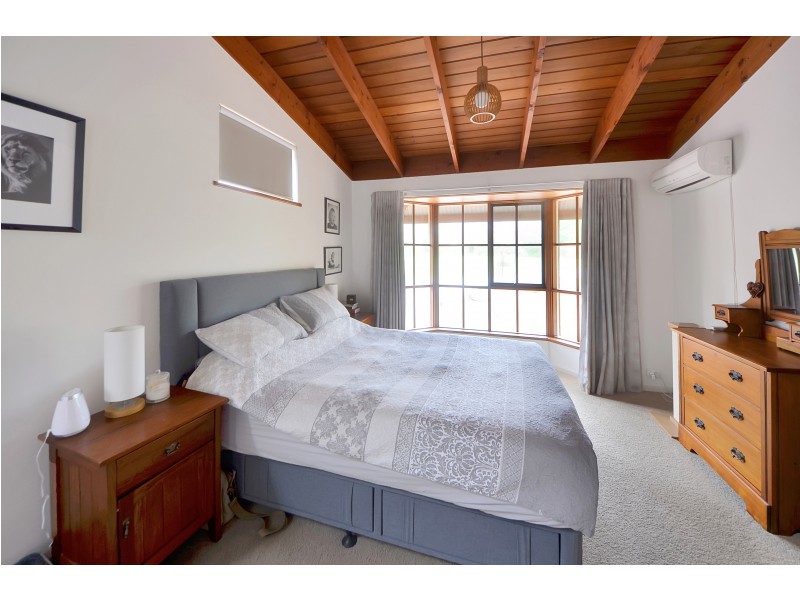 20 Burvilles Road, Portland VIC 3305