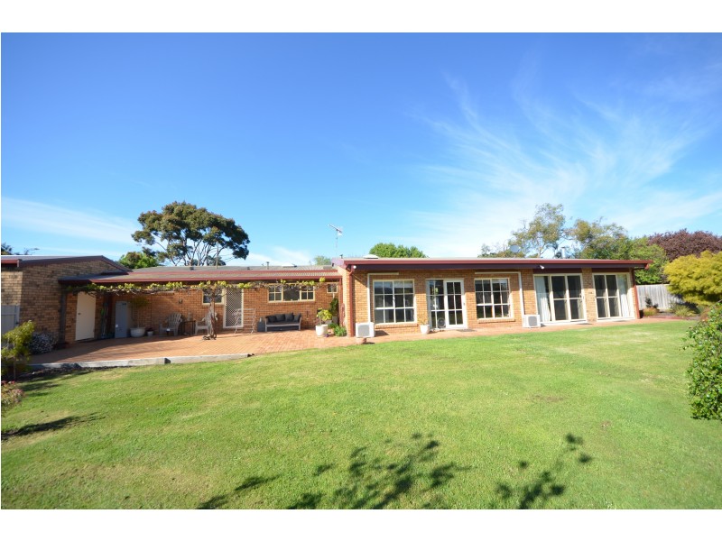 20 Burvilles Road, Portland VIC 3305