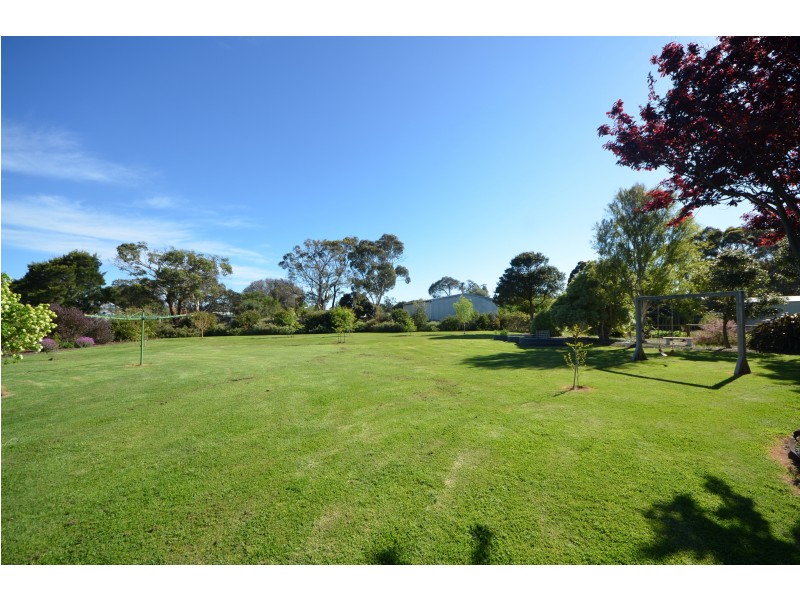20 Burvilles Road, Portland VIC 3305