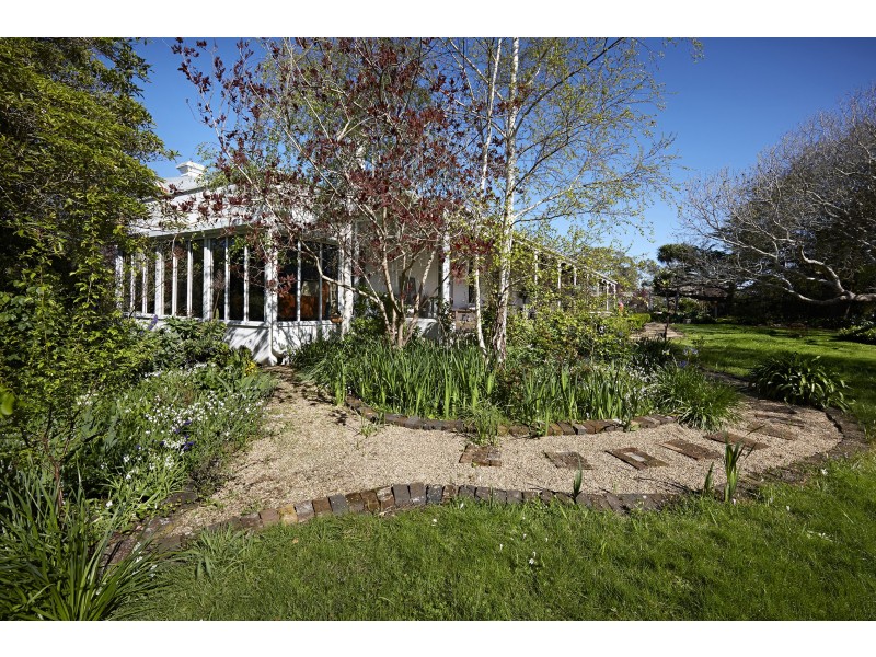 26-28 Avonmore Avenue, Portland VIC 3305