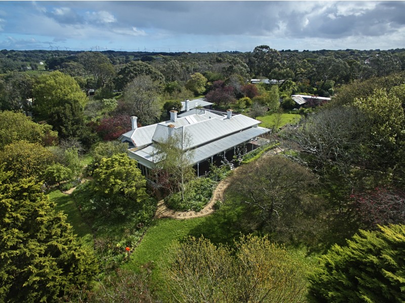 26-28 Avonmore Avenue, Portland VIC 3305