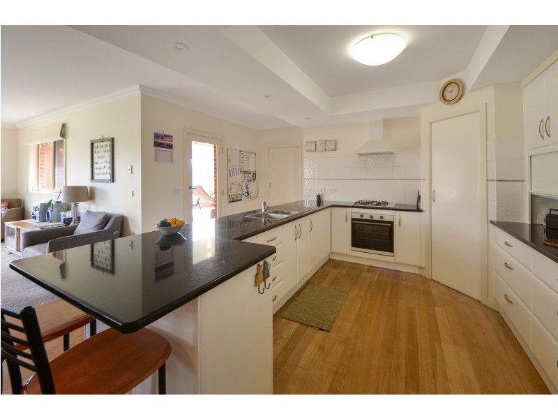 6 Dusting Court, Portland VIC 3305