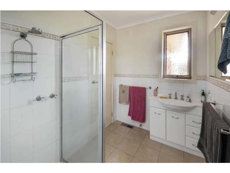 6 Dusting Court, Portland VIC 3305