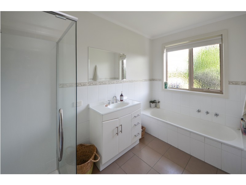6 Dusting Court, Portland VIC 3305