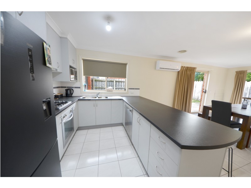 2/7 Shevill Court, Portland VIC 3305