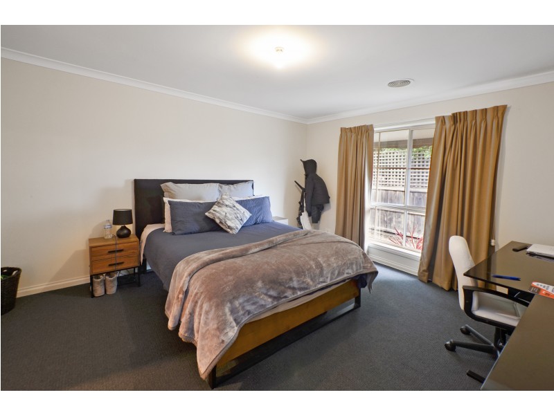 2/7 Shevill Court, Portland VIC 3305
